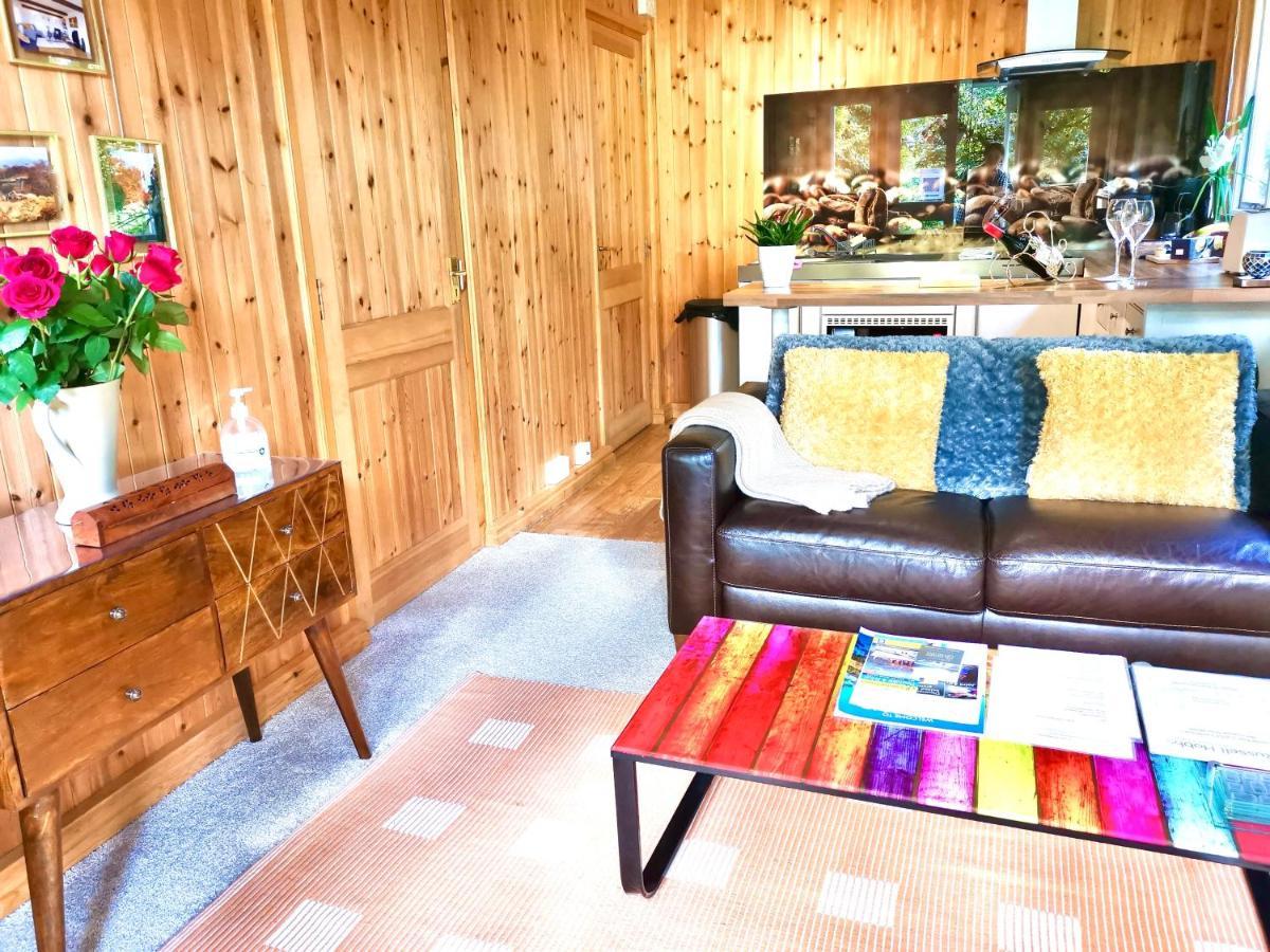 Вилла Treeside Woodhouse Хоуксхед Экстерьер фото